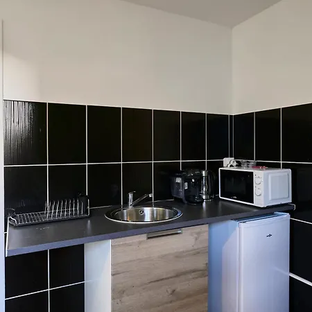 Ng Suitehome - Lille I Barbieux I Montesquieu - 3 - Netflix - Wifi - Kitchenette * Roubaix